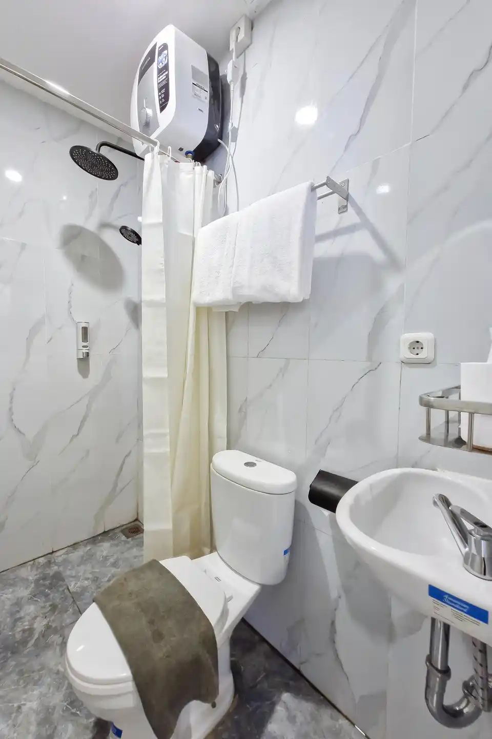 Executive Suites - 4